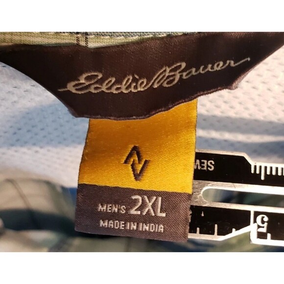 Lot 2 Men's 3XL Long Sleeve Shirts 29" P2P Eddie Bauer St John's Bay Plaid/Khaki - Picture 3 of 14